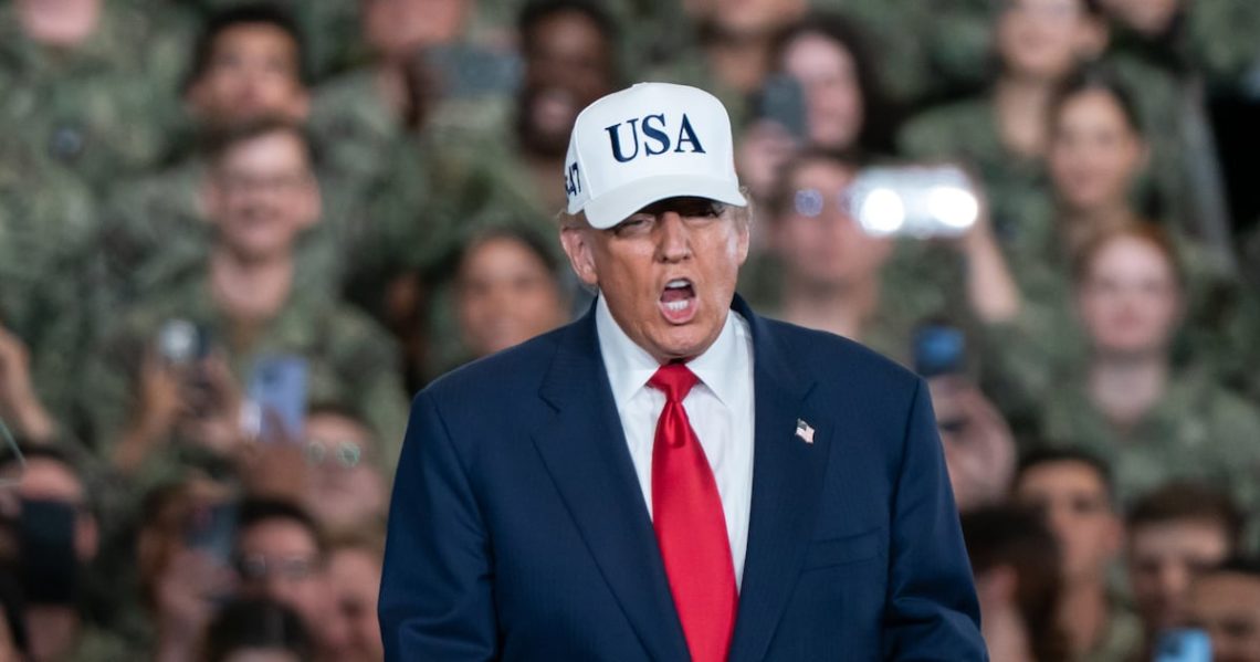 Image-Obsessed Trump Says He ‘Doesn’t Like Good-Looking People’ in Bizarre Speech