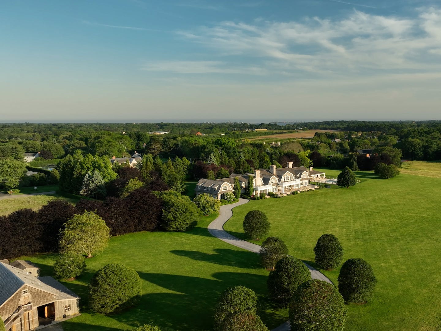 165 cooks lane water mill ny