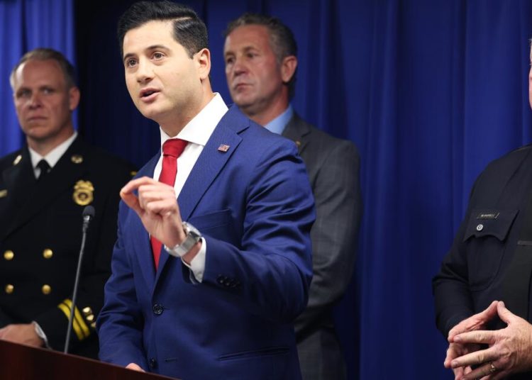 Judge rules Trump’s top federal prosecutor in L.A. is ‘unlawfully serving’ — but won’t dismiss indictments