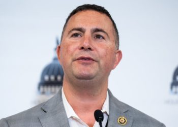 Dem Rep Slams ‘Cowards’ for Ignoring Trump’s ‘Mental Decline’