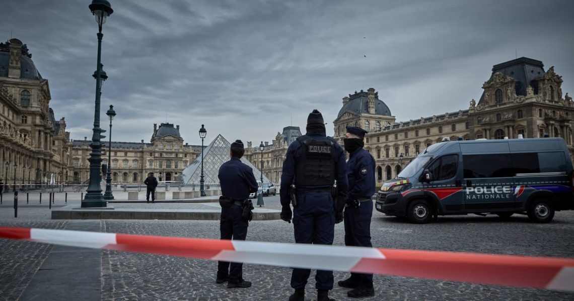 2 alleged perpetrators in Louvre heist ‘partially’ admit involvement