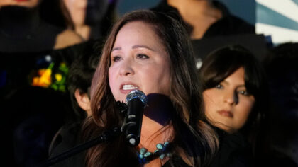 When will House Speaker Mike Johnson swear in Arizona Rep.-elect Adelita Grijalva?