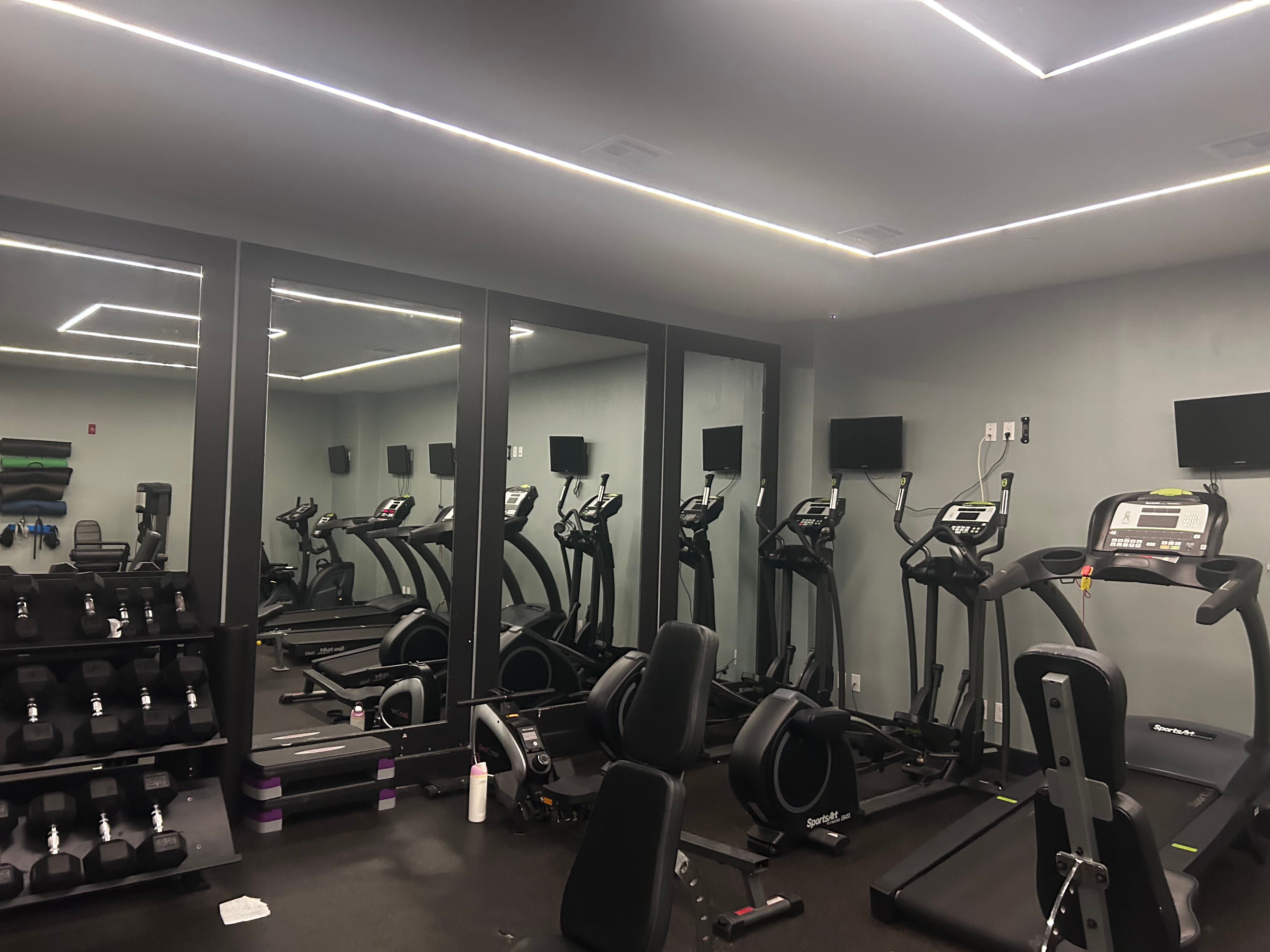 martha stewart's morning routine apartment gym