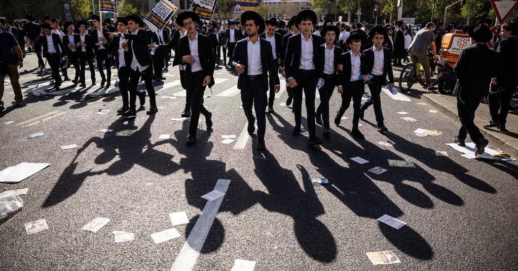 Israel’s Ultra-Orthodox Stage ‘March of the Million’ Against Military Draft