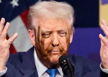 Trump Sends Bat Signal to Conspiracy Nuts on Truth Social