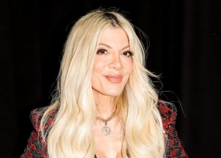 ‘90210′ Star Reveals Daughter Was Viciously Bullied for Having Eczema