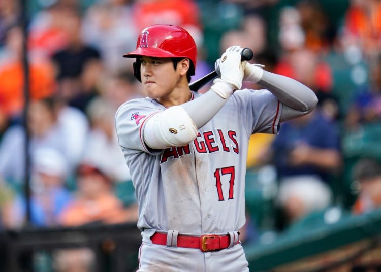 ‘It said Shohei Ohtani’: Single dad pulls one of rarest baseball cards ever made while visiting ailing father