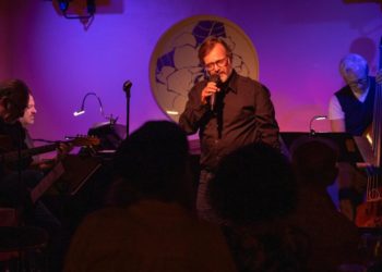 Sing your rendition of ‘Mack the Knife’ with a live band at L.A.’s legendary open mic night