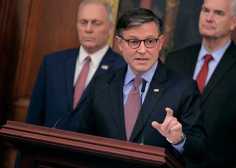 CNN analyst: Public opinion has shifted amid shutdown — but not for the party you’d expect