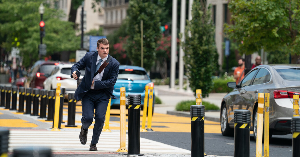 Watch a Tense Scene From ‘A House of Dynamite’