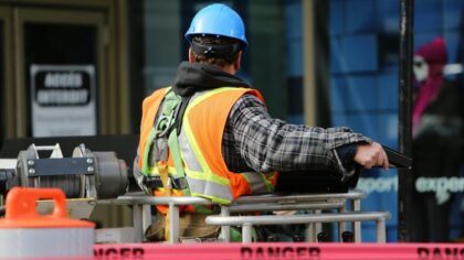 Tempe adopts new heat safety standards to protect outdoor workers