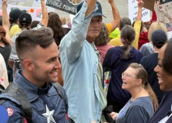 2 Illinois National Guard members speak out: “I won’t turn against my neighbors”
