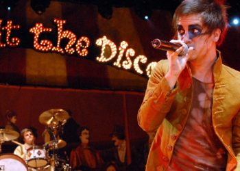4 Emo Albums From the Early 2000s That Will Never Go Out of Style
