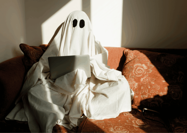 4 Zodiac Signs Most Likely to Ghost You This Halloween