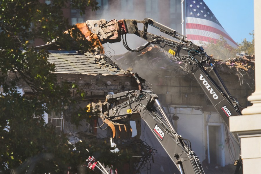 5 times the White House underwent major renovations
