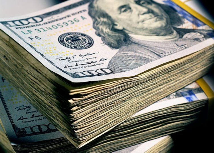 Lawmakers float a nationwide basic income experiment that would cover the cost of a 2-bedroom apartment