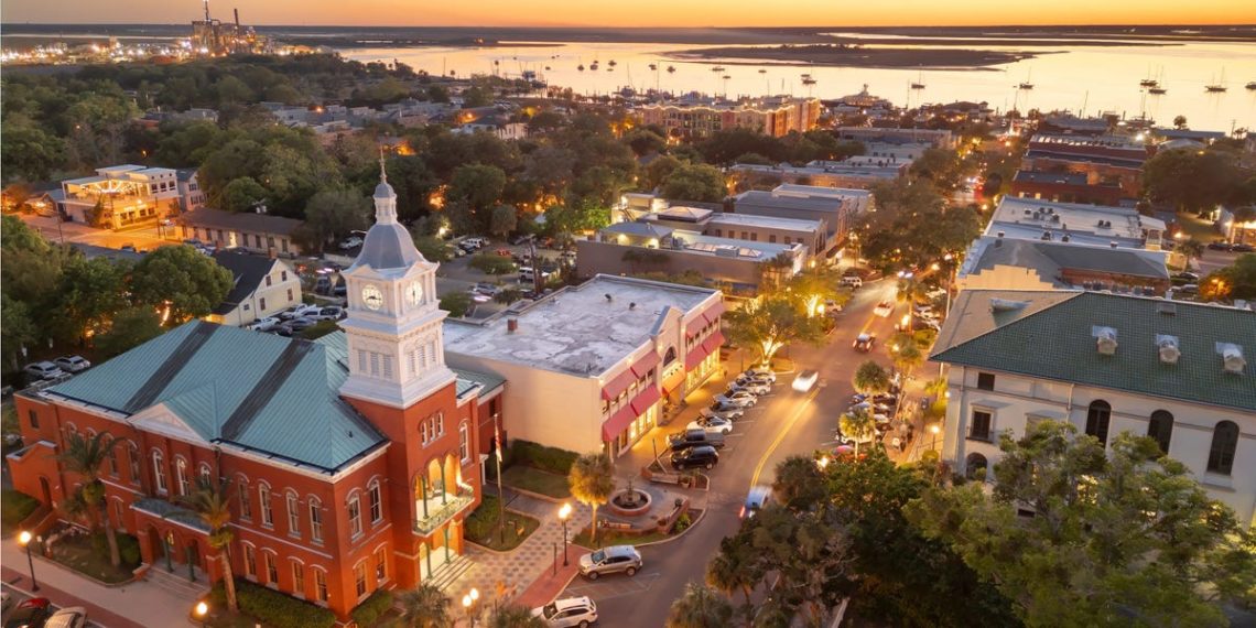 I’ve lived in Florida for over 25 years. These 6 small towns probably aren’t on your radar — but should be.