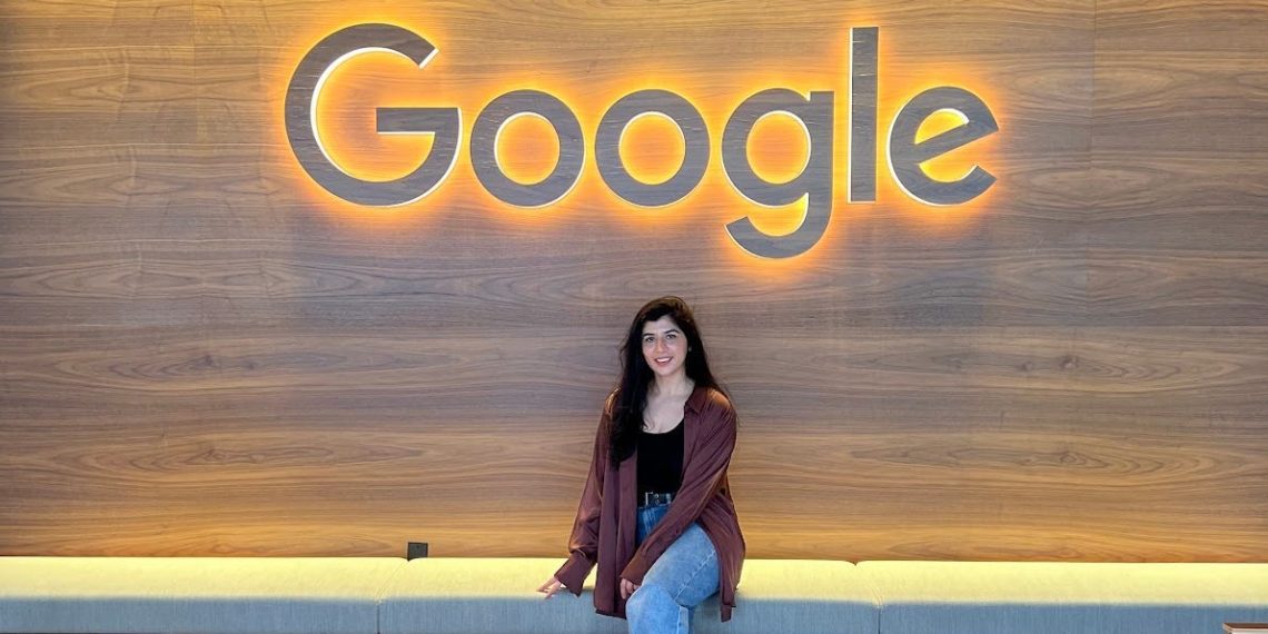 I earned $600,000 last year. I made half at Google and $300,000 from my side hustle, which I spend 5 hours a week on.