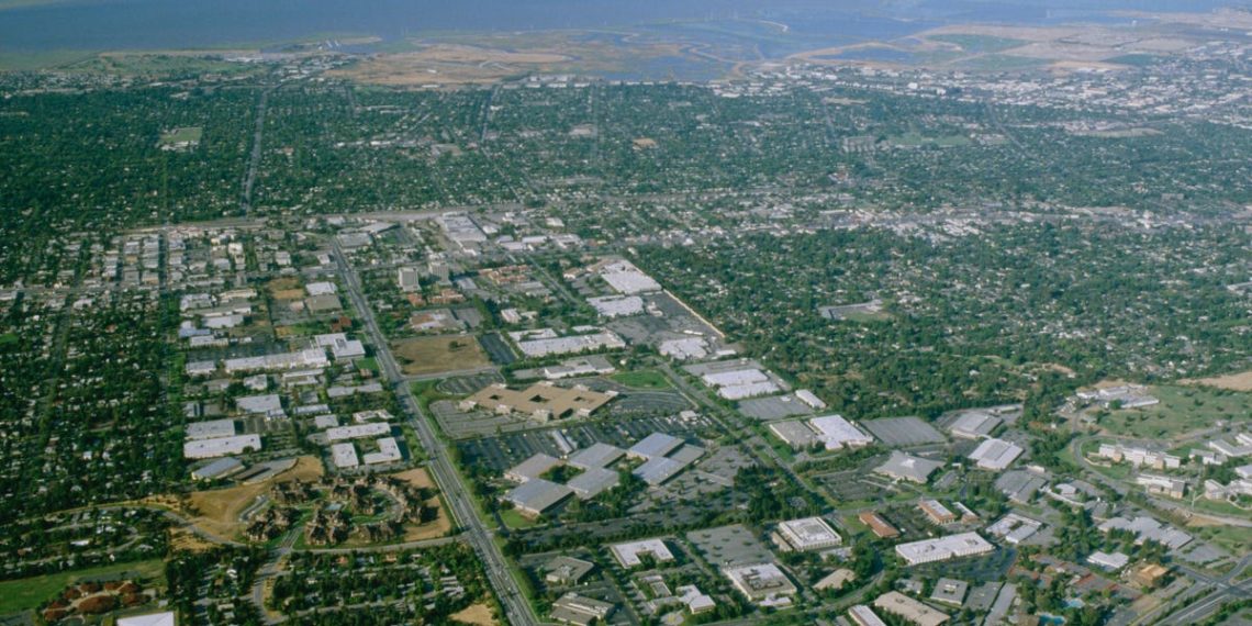 AI is supposed to kill jobs. Instead, AI companies are hiring in droves, fueling a resurgence of Silicon Valley offices.