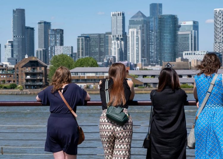 ‘Think big’: A 35-year finance veteran urges Gen Z to start their own businesses as entry-level jobs dry up