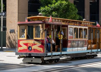 Tech hopefuls are listing San Francisco in their online bios — even if they don’t live there