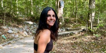 I quit my career at 40 when a diagnosis stopped me in my tracks. Prioritizing my health was scary, but it helped me redefine success.