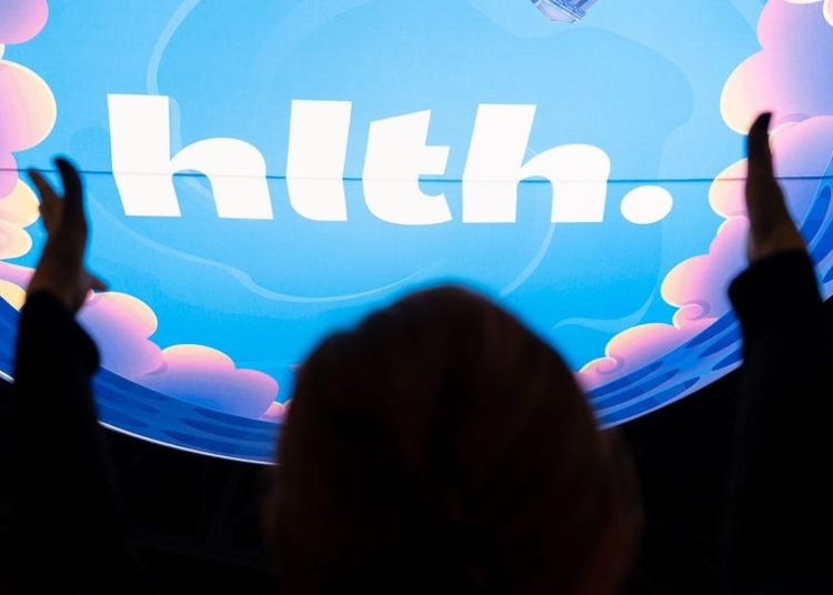 Inside the “Dreamforce of healthcare,” where AI hype and fear were hand in hand