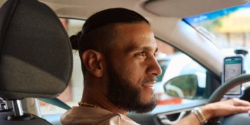 A Lyft exec says robotaxis could create a big new opportunity for gig workers