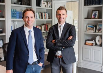Here’s the pitch deck that Pacaso, a luxury vacation home startup, used to crowdfund $72 million from 17,500 investors