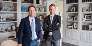 Here’s the pitch deck that Pacaso, a luxury vacation home startup, used to crowdfund $72 million from 17,500 investors