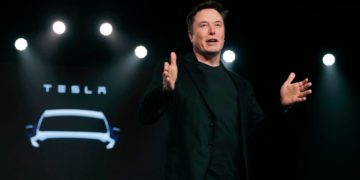 Tesla’s chair warns shareholders: Give Elon Musk his $1 trillion pay package, or lose him