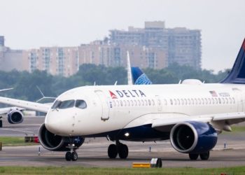 How a Delta crew member’s emergency slide mistake could cost as much as $100,000