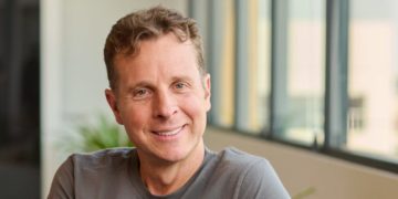 Amazon VP says his division is hiring and promoting based on employees’ AI usage