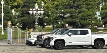 Japan welcomed Trump by turning the grounds of a palace into a car show featuring a Ford F-150 pickup truck