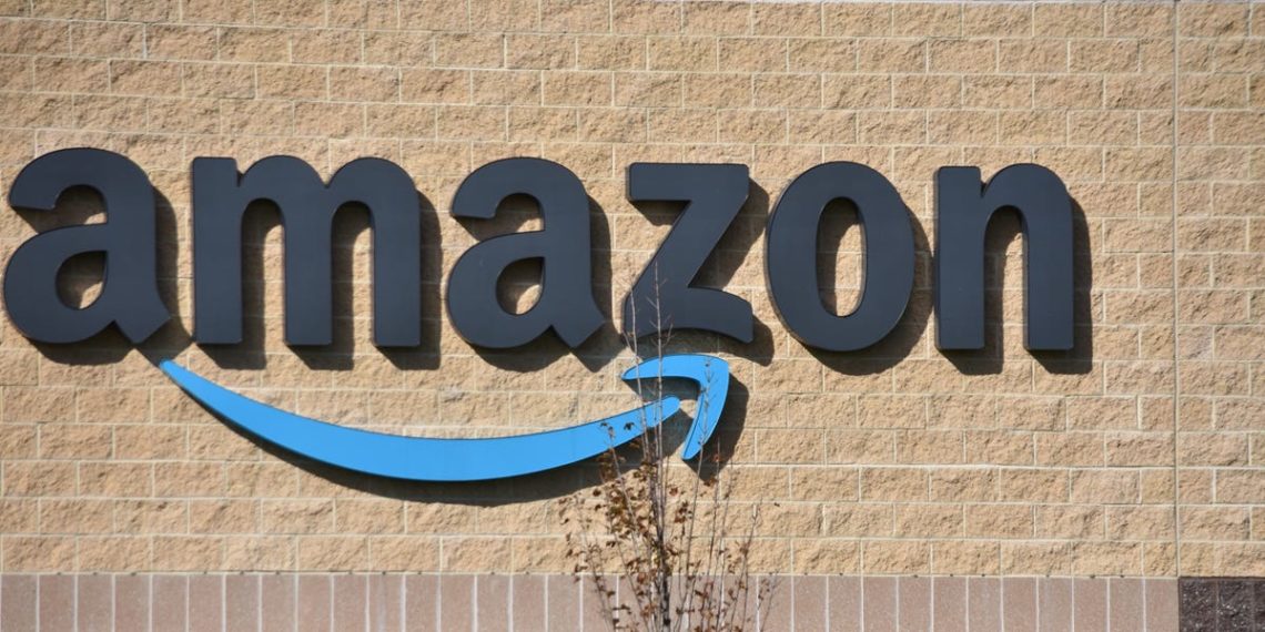 Amazon VP tells remaining workers to ‘lean in on AI’ in internal memo after massive layoffs
