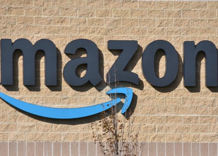 Amazon VP tells remaining workers to ‘lean in on AI’ in internal memo after massive layoffs