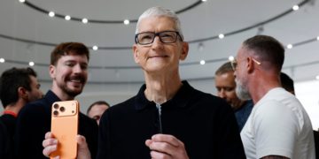 ‘Getting its groove back’: Wall Street expects strong Q4 earnings for Apple as iPhone demand overrides China worries