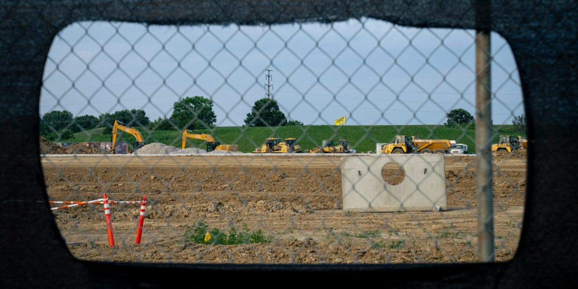 Big Tech says ‘AI bubble? What AI bubble?’