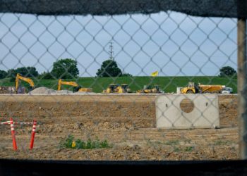 Big Tech says ‘AI bubble? What AI bubble?’