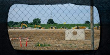 Big Tech says ‘AI bubble? What AI bubble?’