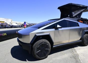 Tesla recalls nearly 6,200 Cybertrucks because the light bar may fly off