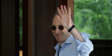 Watch out, workers: Amazon’s AI flex this week shows how AI is transforming jobs.