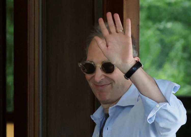 Watch out, workers: Amazon’s AI flex this week shows how AI is transforming jobs.