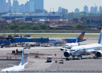 Air traffic control shortages pile up, causing delays and disruptions at airports across the US