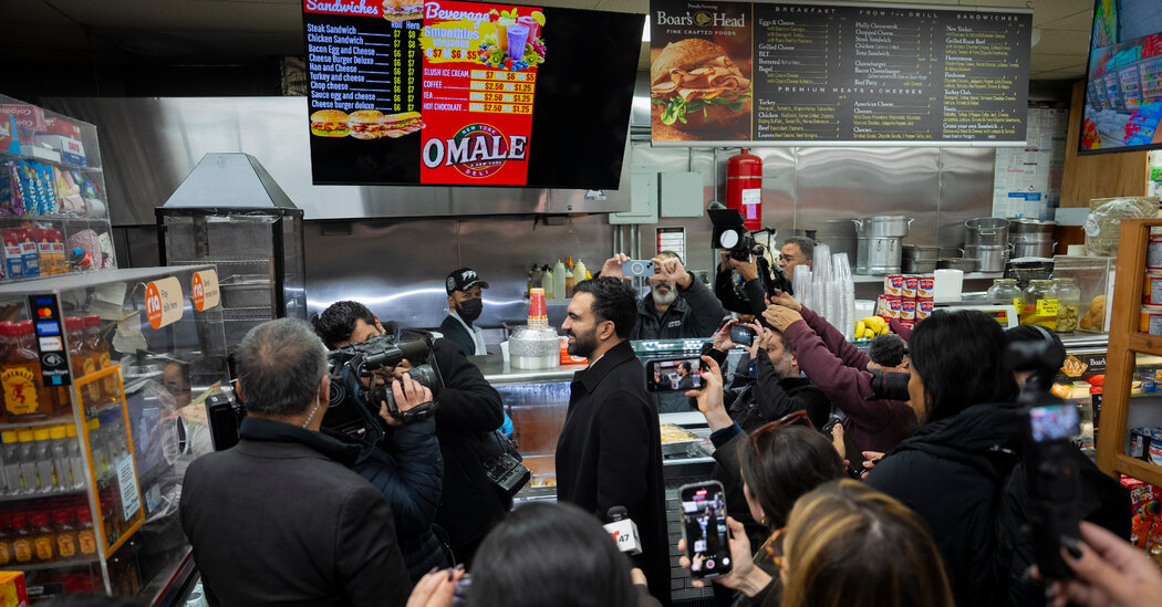 A Bodega Group Opposed Mamdani’s Grocery Plan. Now It’s Endorsing Him.