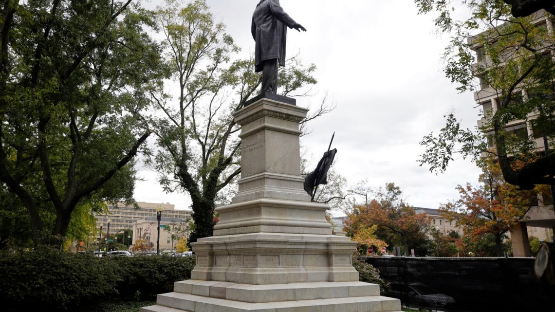 A Confederate statue is restored as part of Trump’s efforts to reshape how history is told
