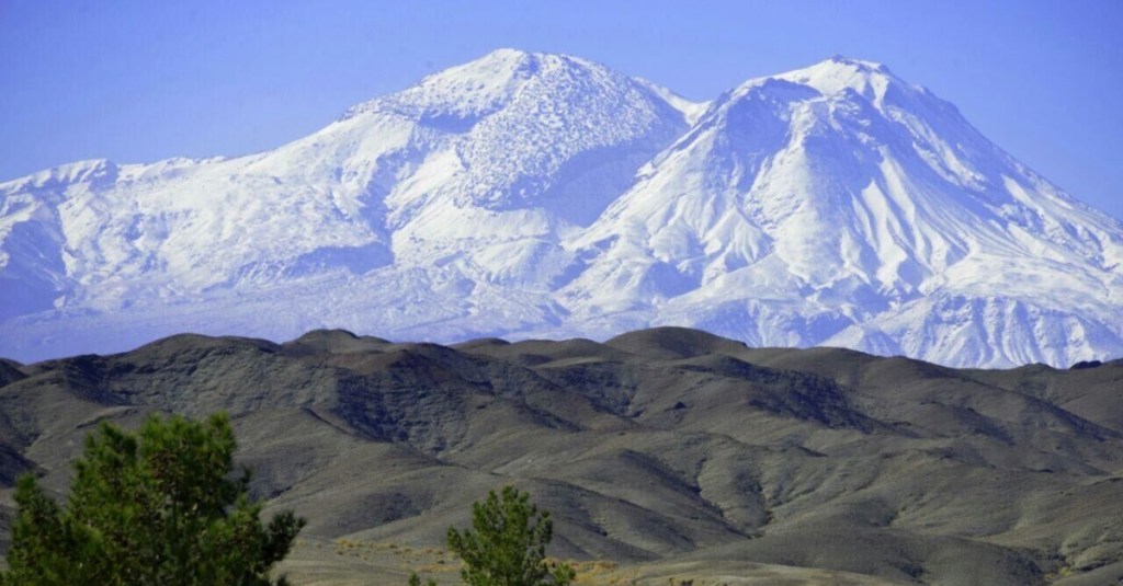 Scientists Say a “Dead” Iranian Volcano Is Starting to Stir After 700,000 Years