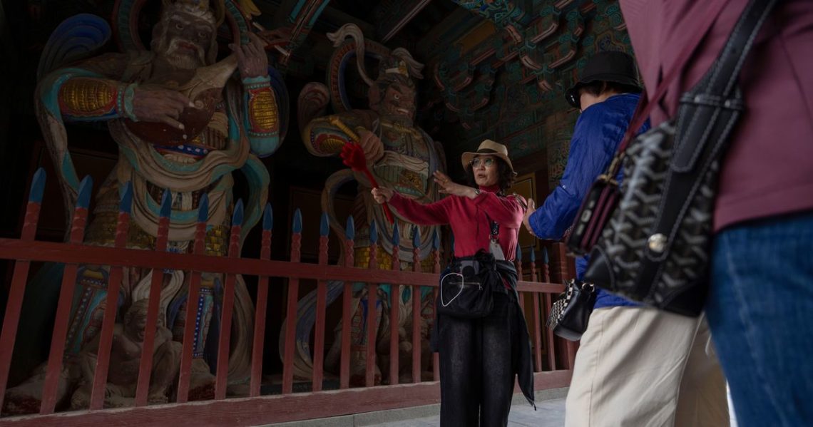 APEC leaders to open summit after Trump and Xi agreed on steps to ease trade tensions