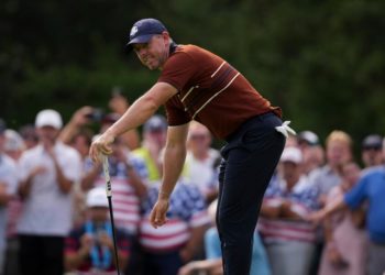 After a hail of abuse, Rory McIlroy faces an onslaught of Ryder Cup-related apologies
