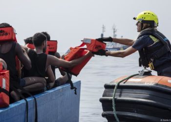 Alone at sea, unaccompanied refugee minors in mortal danger